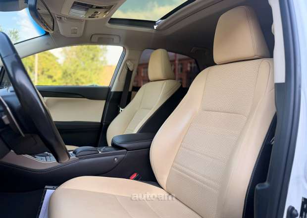 Lexus NX 300t