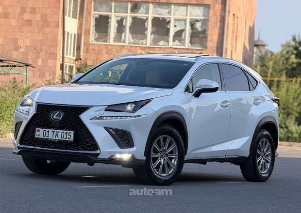 Lexus NX 300t