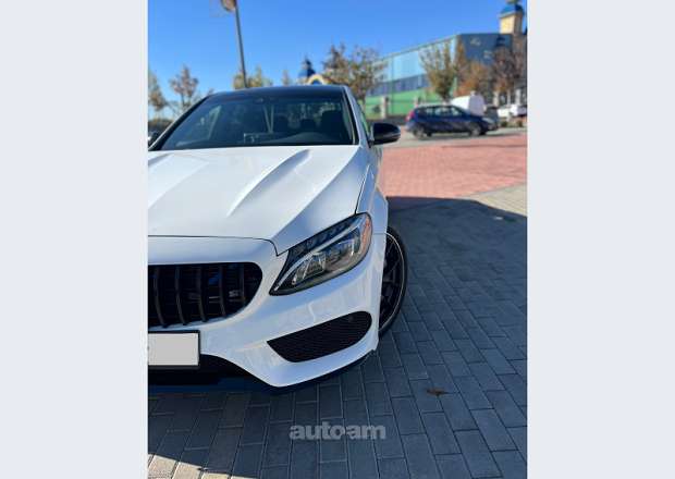 Mercedes-Benz C 300