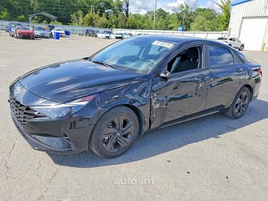 Hyundai Elantra  2023 