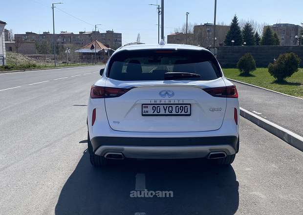 Infiniti QX50