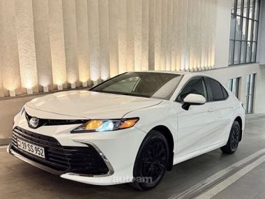 Toyota Camry  2022 