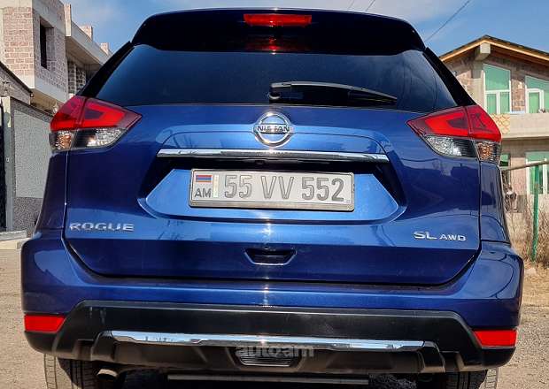 Nissan Rogue