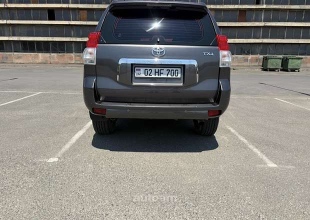 Toyota Land Cruiser Prado