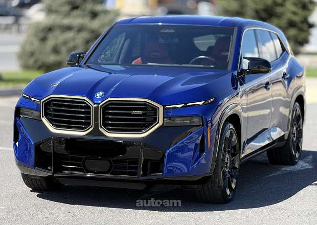 BMW XM