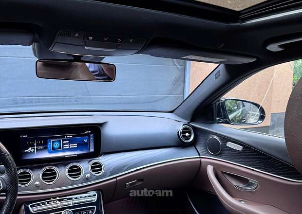 Mercedes-Benz E 250