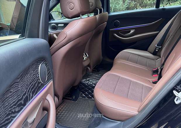 Mercedes-Benz E 250