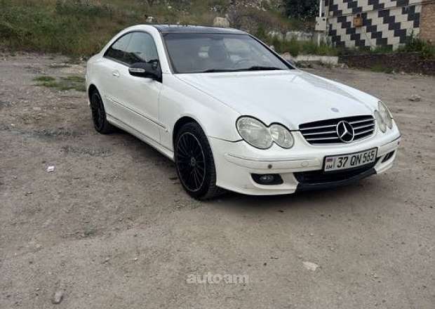 Mercedes-Benz CLK 320