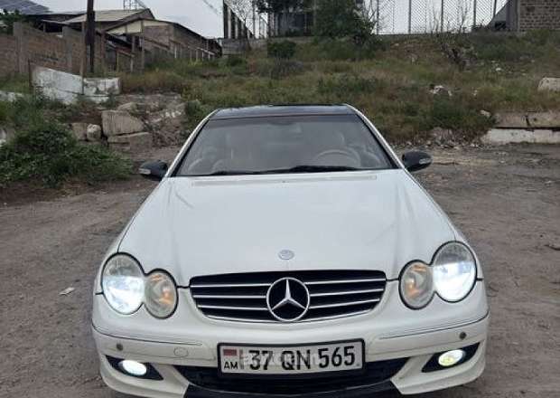 Mercedes-Benz CLK 320