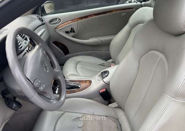 Mercedes-Benz CLK 320