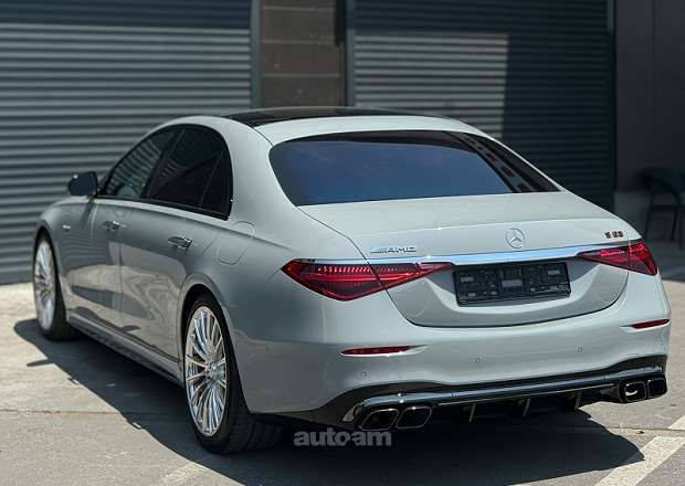 Mercedes-Benz S 63 AMG