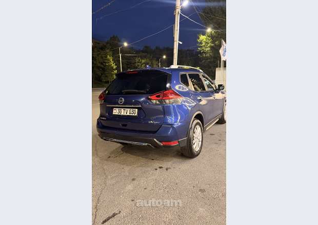 Nissan Rogue