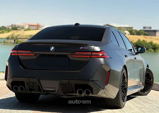BMW M5 2024 — photo 4