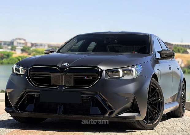 BMW M5 2024 — photo 1