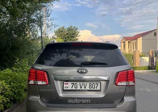 Kia Sorento 2010 — լուսանկար 5