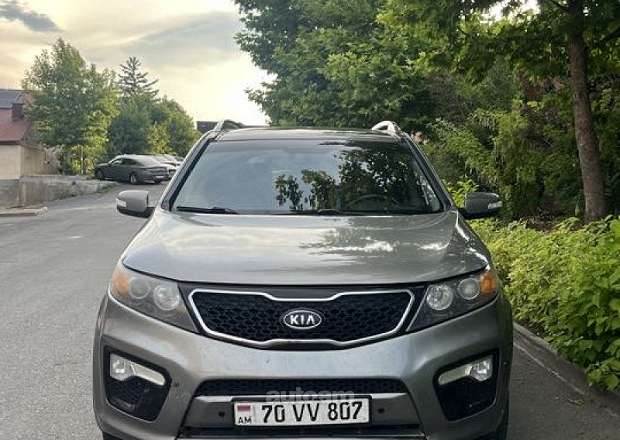 Kia Sorento 2010 — լուսանկար 2