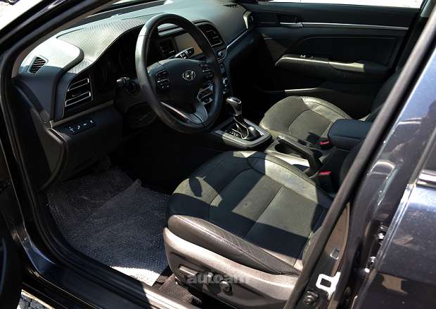 Hyundai Elantra 2019 — фото 11