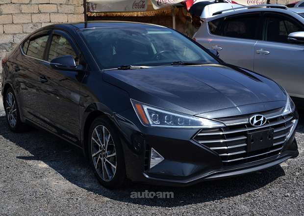 Hyundai Elantra 2019 — фото 2