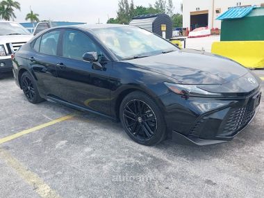 Toyota Camry  2025 