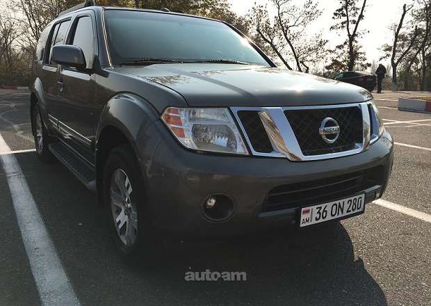 Nissan Pathfinder 2007 — фото 2