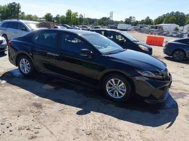 Toyota Camry  2025 