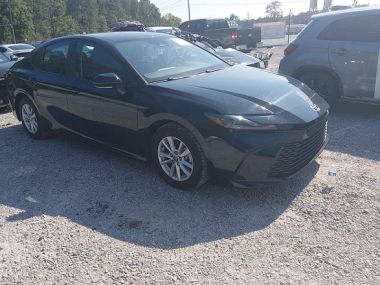 Toyota Camry  2025 