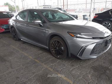 Toyota Camry  2025 
