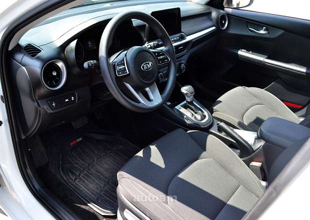Kia Forte 2020 — լուսանկար 9