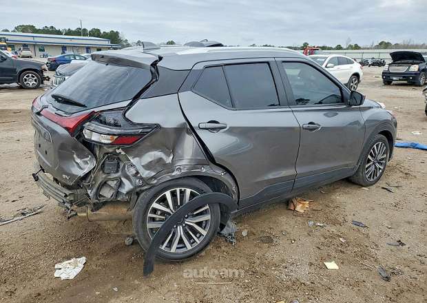 Nissan Kicks