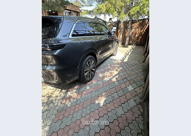 Lixiang Li L6 2026 — լուսանկար 4