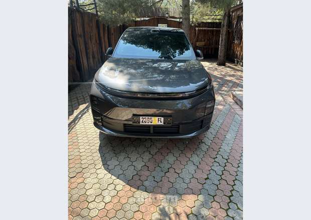 Lixiang Li L6 2026 — լուսանկար 1