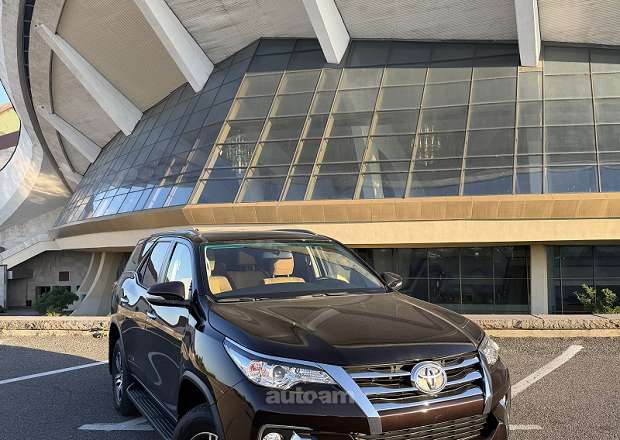 Toyota Fortuner