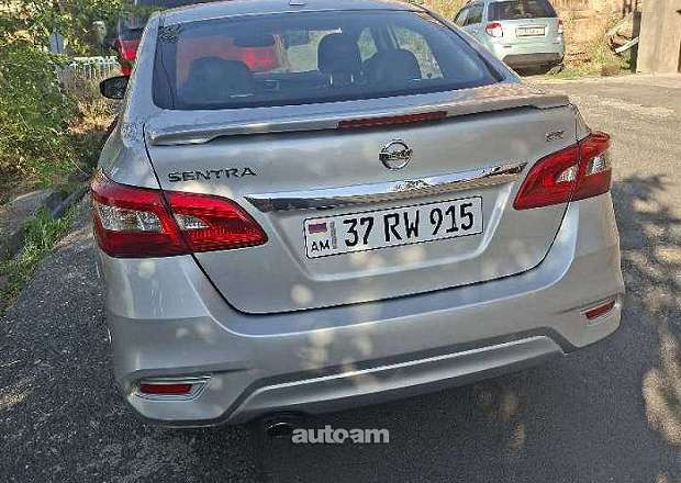 Nissan Sentra 2017 — լուսանկար 7