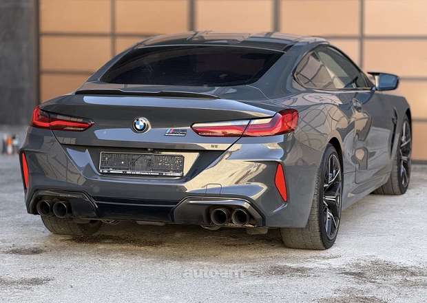 BMW M8