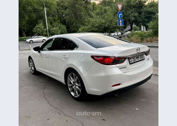 Mazda 6