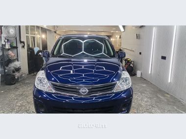Nissan Versa  2012 