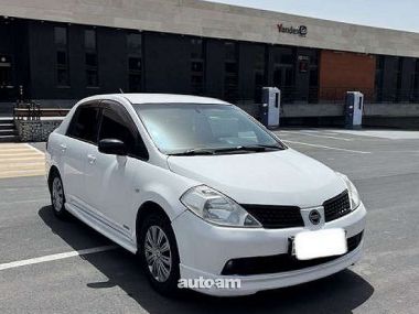 Nissan Tiida  2007 