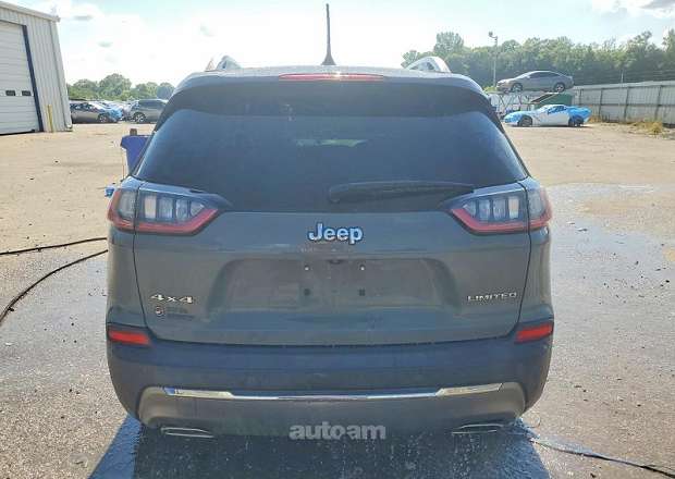Jeep Cherokee
