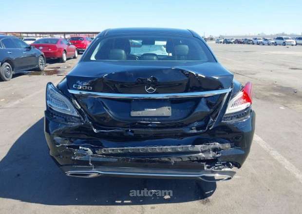 Mercedes-Benz C 300