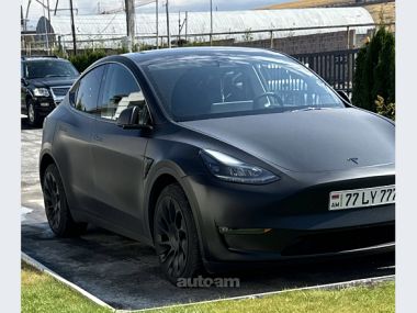Tesla Model Y  2023 