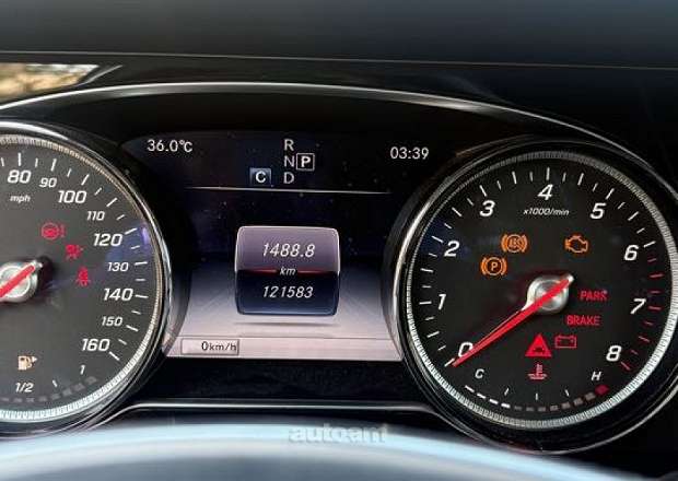 Mercedes-Benz E 300