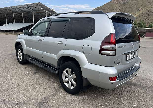 Toyota Land Cruiser Prado
