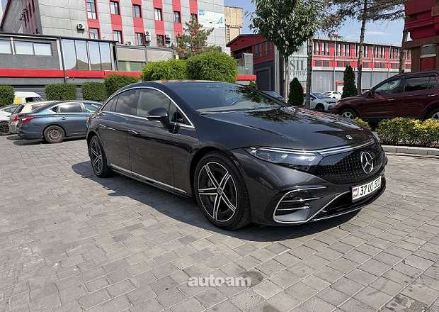 Mercedes-Benz EQS