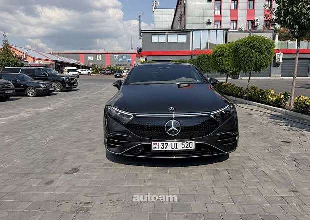 Mercedes-Benz EQS