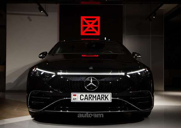 Mercedes-Benz EQS