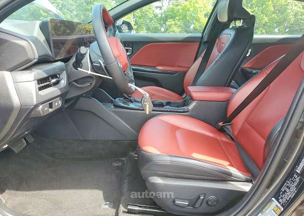 Kia K4