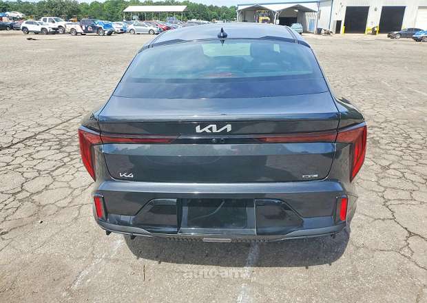 Kia K4