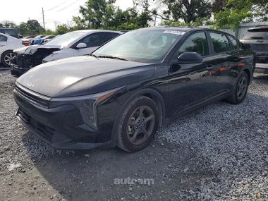 Kia   2025 