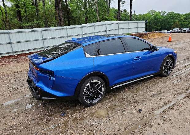 Kia K4