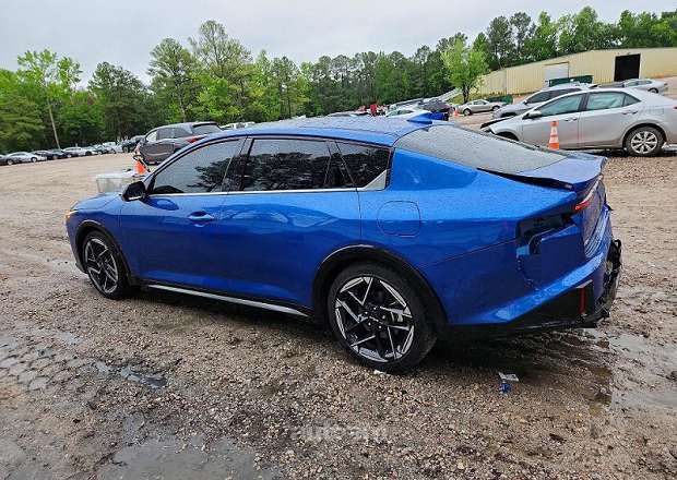 Kia K4